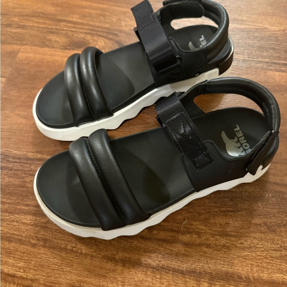 Sorel Black and White Sporty Sandals with Chunky Sole - Picture 2 of 7